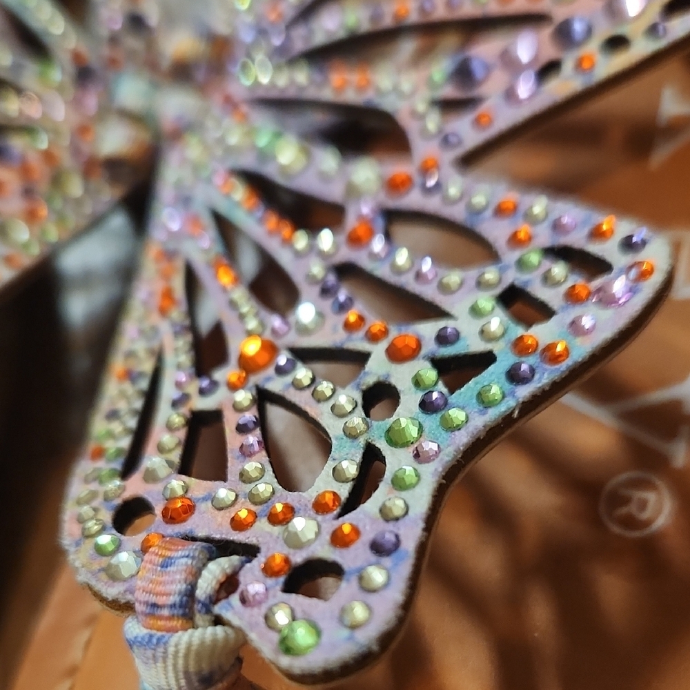Copper Key Butterfly Rhinestone Sandals - Picture 5 of 12
